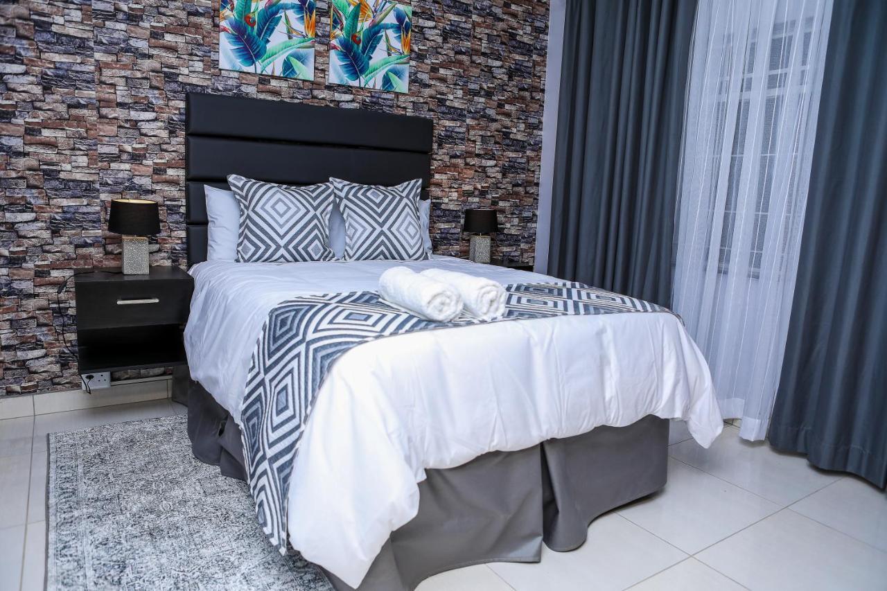 Delux Guesthouse Volksrust Luaran gambar