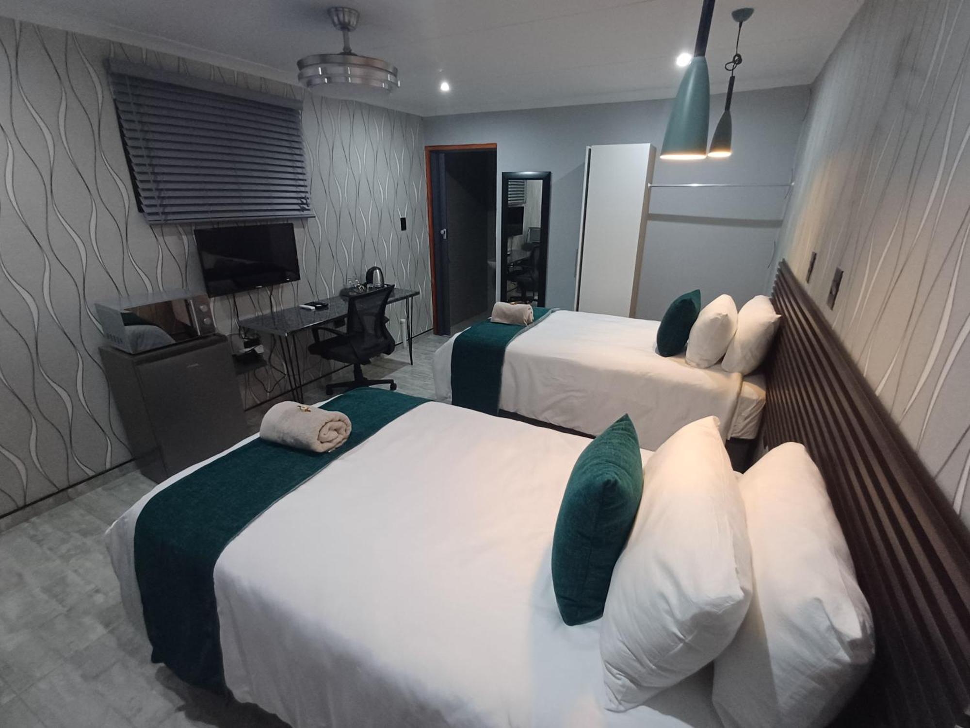 Delux Guesthouse Volksrust Luaran gambar