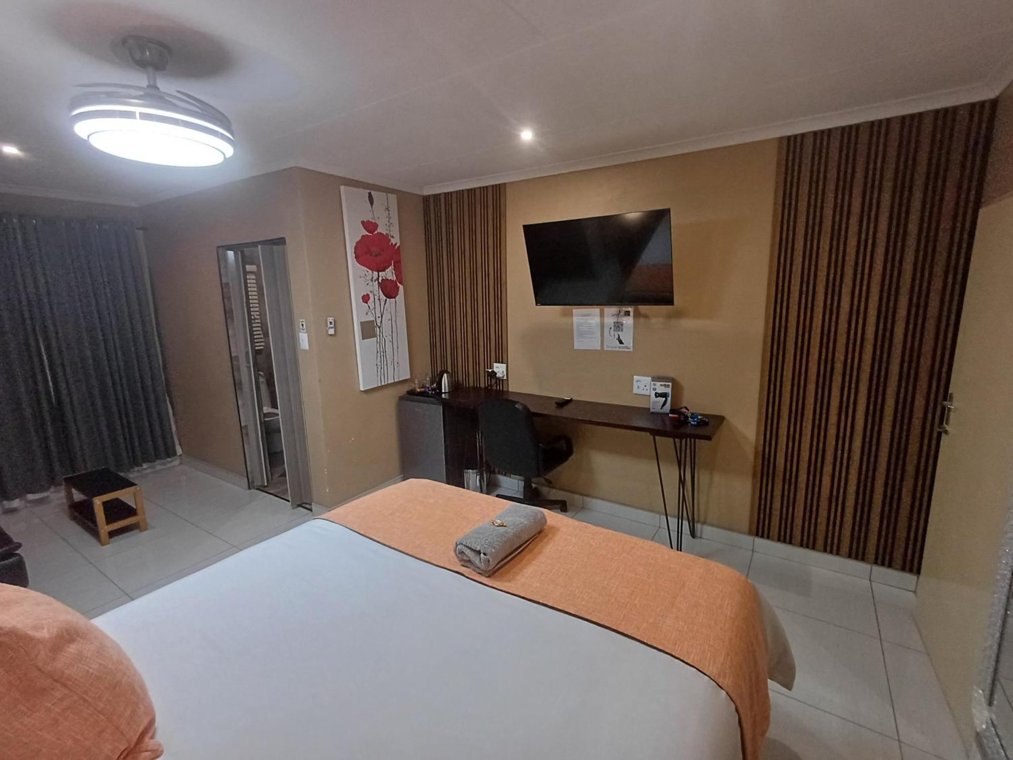 Delux Guesthouse Volksrust Luaran gambar